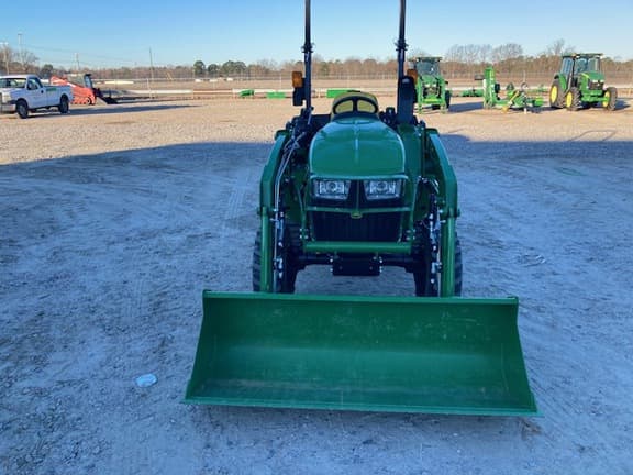 Image of John Deere 3025E equipment image 4