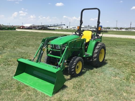 Image of John Deere 3032E equipment image 2
