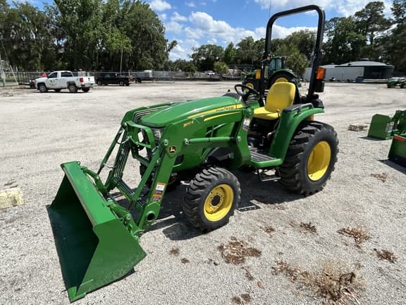 Image of John Deere 3032E Primary image