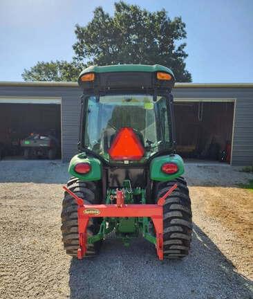 Image of John Deere 3033R equipment image 3