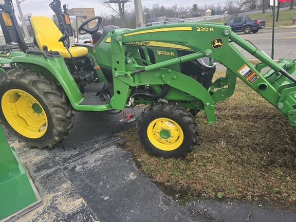 Image of John Deere 3033R Primary image