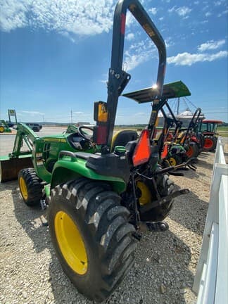 Image of John Deere 3038E equipment image 3