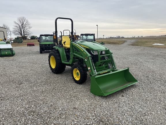Image of John Deere 3039R equipment image 3