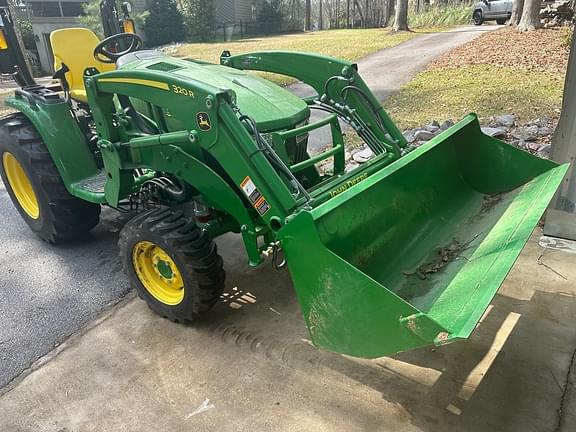 Image of John Deere 3039R Primary image