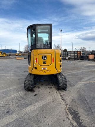 Image of John Deere 30P equipment image 2