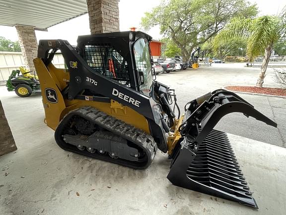 Image of John Deere 317G equipment image 2