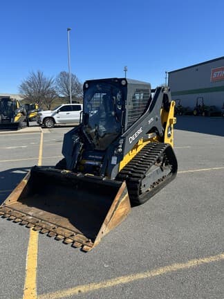 Image of John Deere 317G equipment image 2