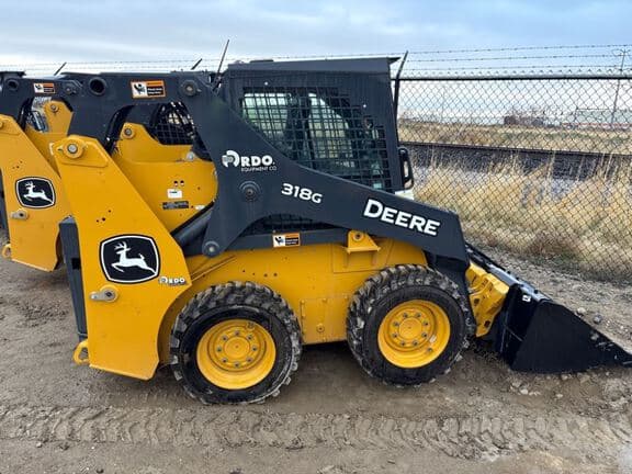 Image of John Deere 318G equipment image 1