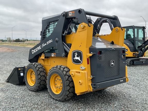 Image of John Deere 318G equipment image 2