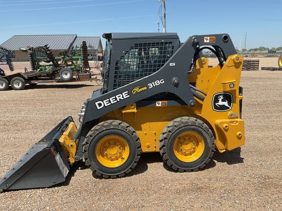 Image of John Deere 318G equipment image 1