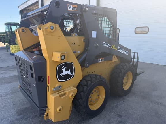 Image of John Deere 318G equipment image 2