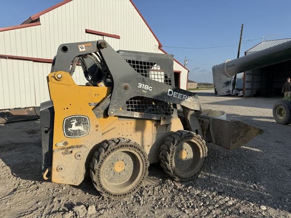 Image of John Deere 318G equipment image 2