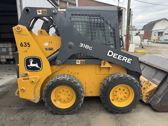 Image of John Deere 318G equipment image 3
