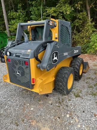 Image of John Deere 320G equipment image 3