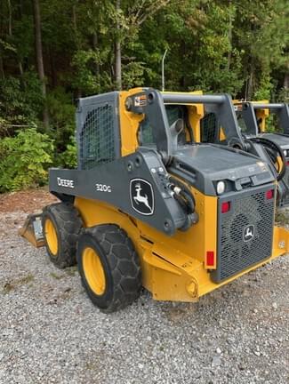 Image of John Deere 320G equipment image 2