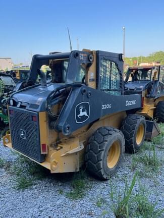 Image of John Deere 320G equipment image 3