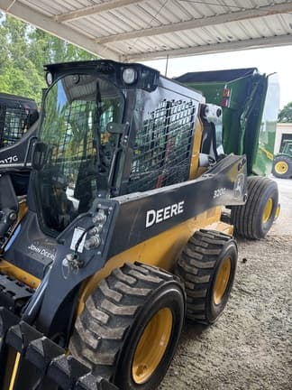 Image of John Deere 320G equipment image 1