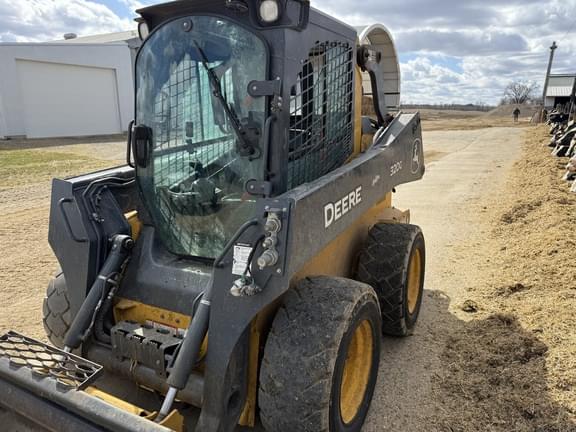Image of John Deere 320G equipment image 2