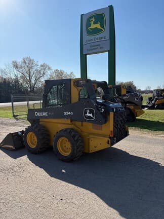Image of John Deere 324G equipment image 2
