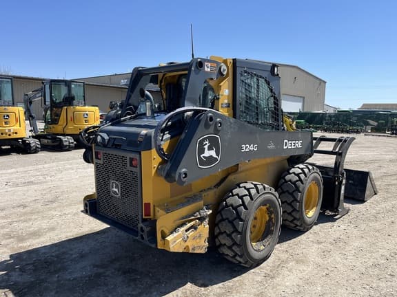 Image of John Deere 324G equipment image 1