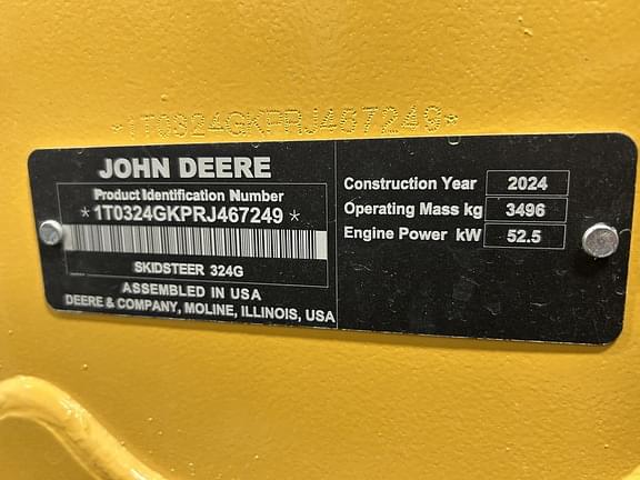 Image of John Deere 324G equipment image 4