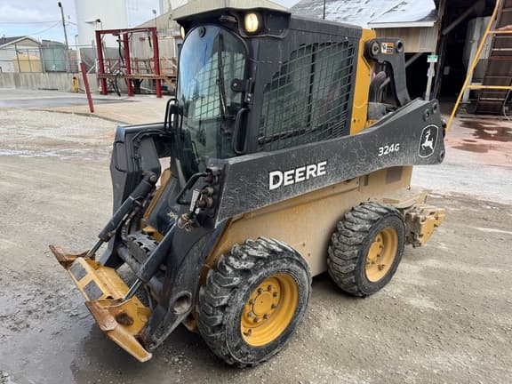 Image of John Deere 324G equipment image 2