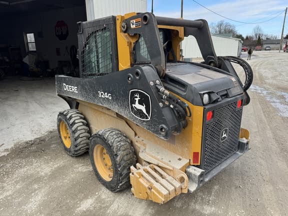 Image of John Deere 324G equipment image 4