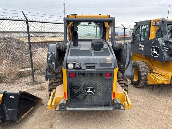 Image of John Deere 324G equipment image 3