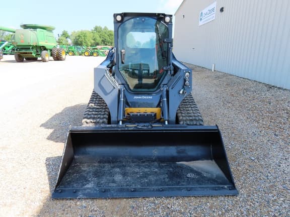 Image of John Deere 325G equipment image 4