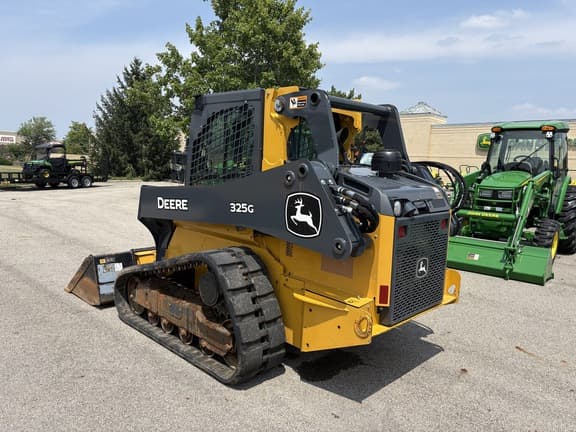 Image of John Deere 325G equipment image 4