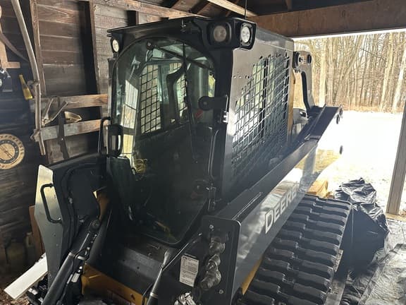 Image of John Deere 325G equipment image 2