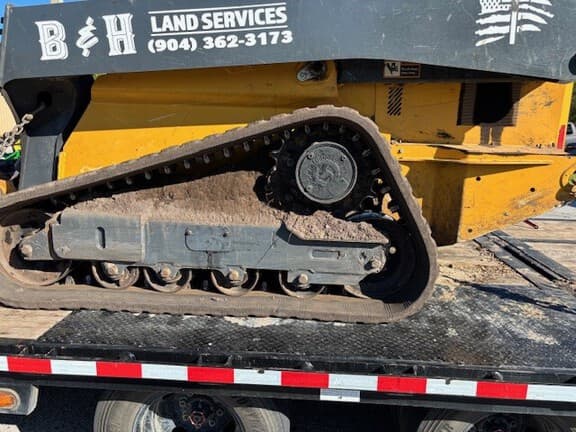 Image of John Deere 325G equipment image 3