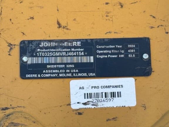 Image of John Deere 325G equipment image 4