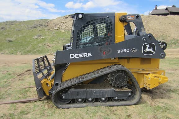 Image of John Deere 325G equipment image 3