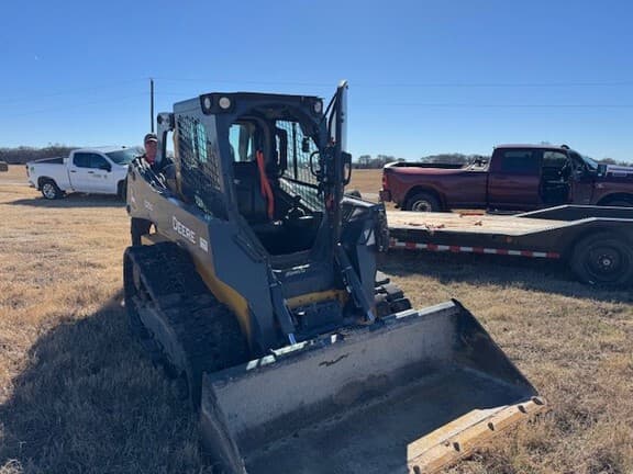 Image of John Deere 325G equipment image 4