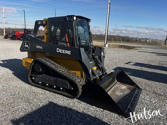 Image of John Deere 325G equipment image 3