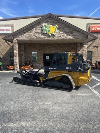 Image of John Deere 325G equipment image 2