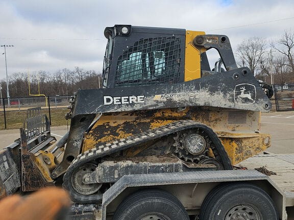 2024 John Deere 325G Equipment Image0