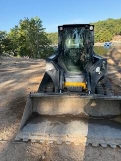 Image of John Deere 325G equipment image 3