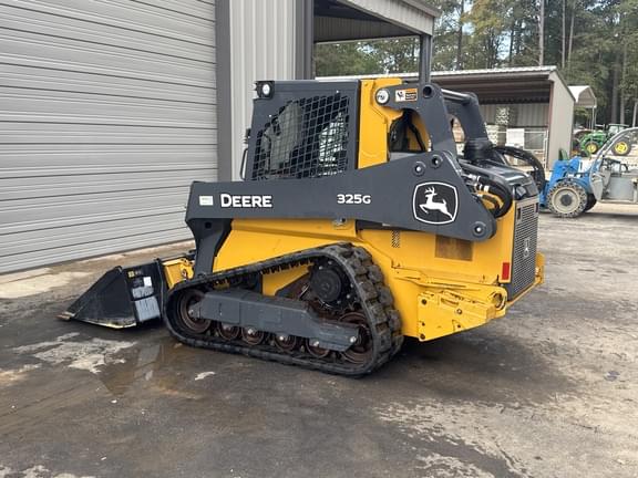 Image of John Deere 325G equipment image 2
