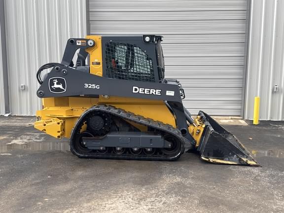 Image of John Deere 325G equipment image 3
