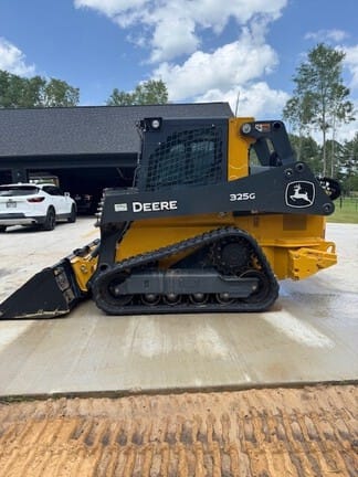 2024 John Deere 325G Equipment Image0