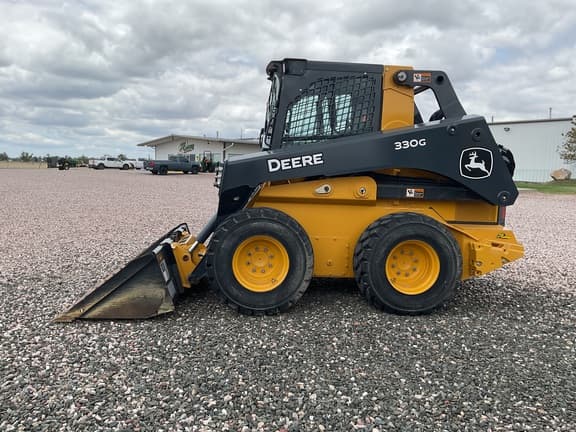 Image of John Deere 330G equipment image 2