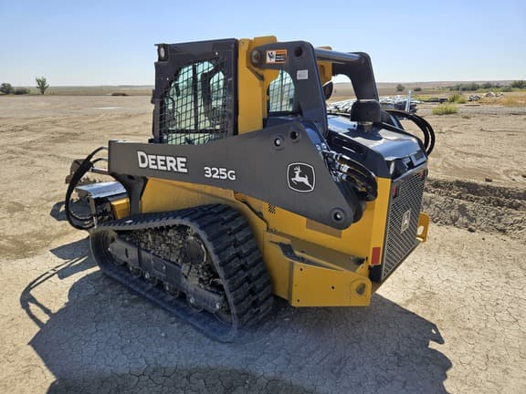 Image of John Deere 331G equipment image 3