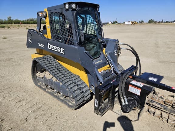 Image of John Deere 331G Primary image