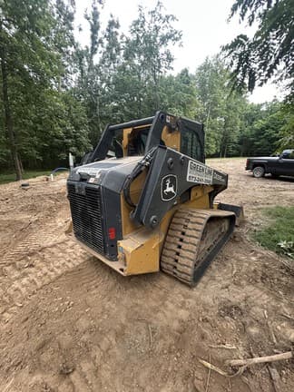 Image of John Deere 331G equipment image 1