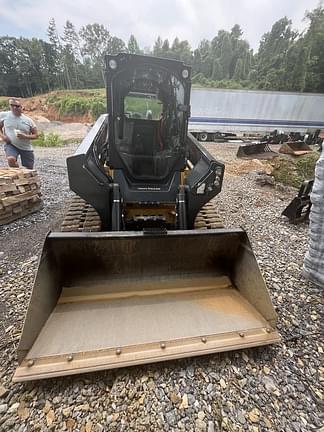 Image of John Deere 331G equipment image 4