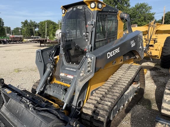Image of John Deere 333P equipment image 2