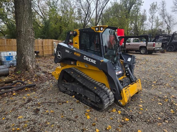 Image of John Deere 333P equipment image 2