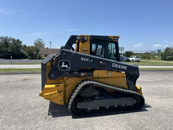 Image of John Deere 333P equipment image 1